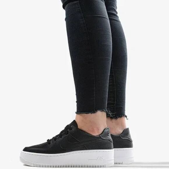 Nike Air Force 1 Sage Low Black Women’s 9 | Platform AF1 Sneakers EUC Streetwear - Picture 4 of 11